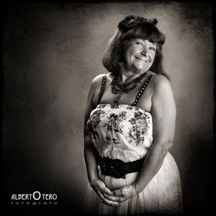 sites/default/files/2010/agenda/exposiciones/RETRATOS_DE_UN_PUEBLO,_GENTE_DE_PUERTO_REAL._ALBERTO_OTERO/gendepuertoreal.jpg