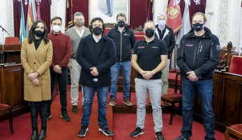 El equipo organizador de la Sail GP visita de la mano del Ayuntamiento de Cádiz distintos emplazamientos de la ciudad