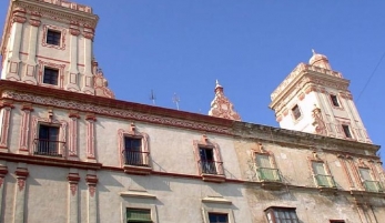CASAS DE LAS CUATRO Y CINCO TORRES