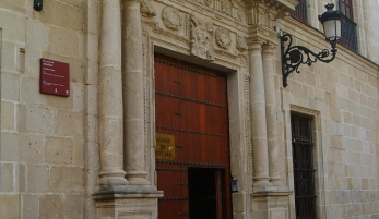 PALACIO DE ARANÍBAR