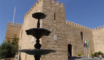 CASTILLO DE LUNA