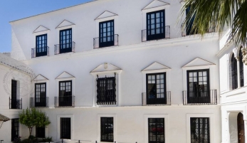 PALACIO DE LOS DUQUES DE MEDINA SIDONIA o PALACIO DE LOS GUZMANES