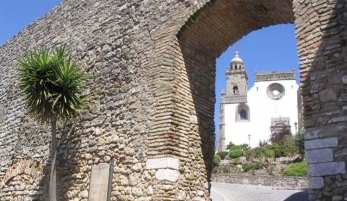 ARCO O PUERTA DE BELÉN