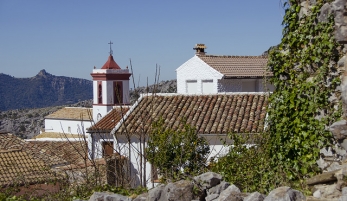 IGLESIA PARROQUIAL DE SAN PEDRO APÓSTOL