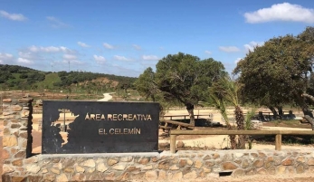 ÁREA RECREATIVA "EL CELEMÍN"